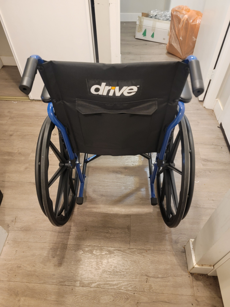 Drive Medical Wheelchair - photo 3