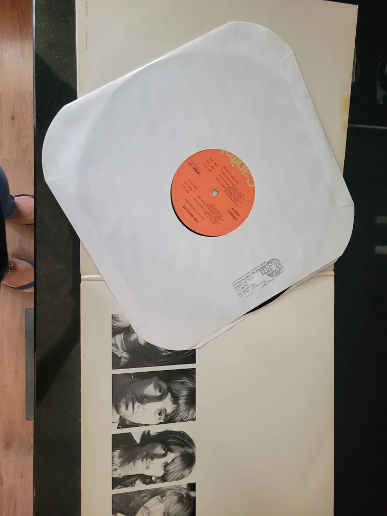 Vintage Beatles Album image indicator(3)