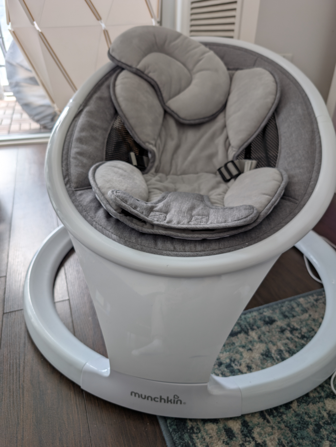 Munchkin Baby Swing