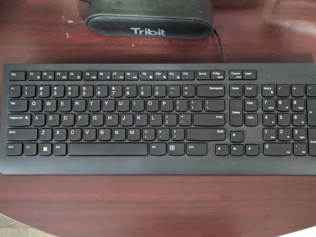 2 keyboard (regular + gaming) for $25 thumbnail