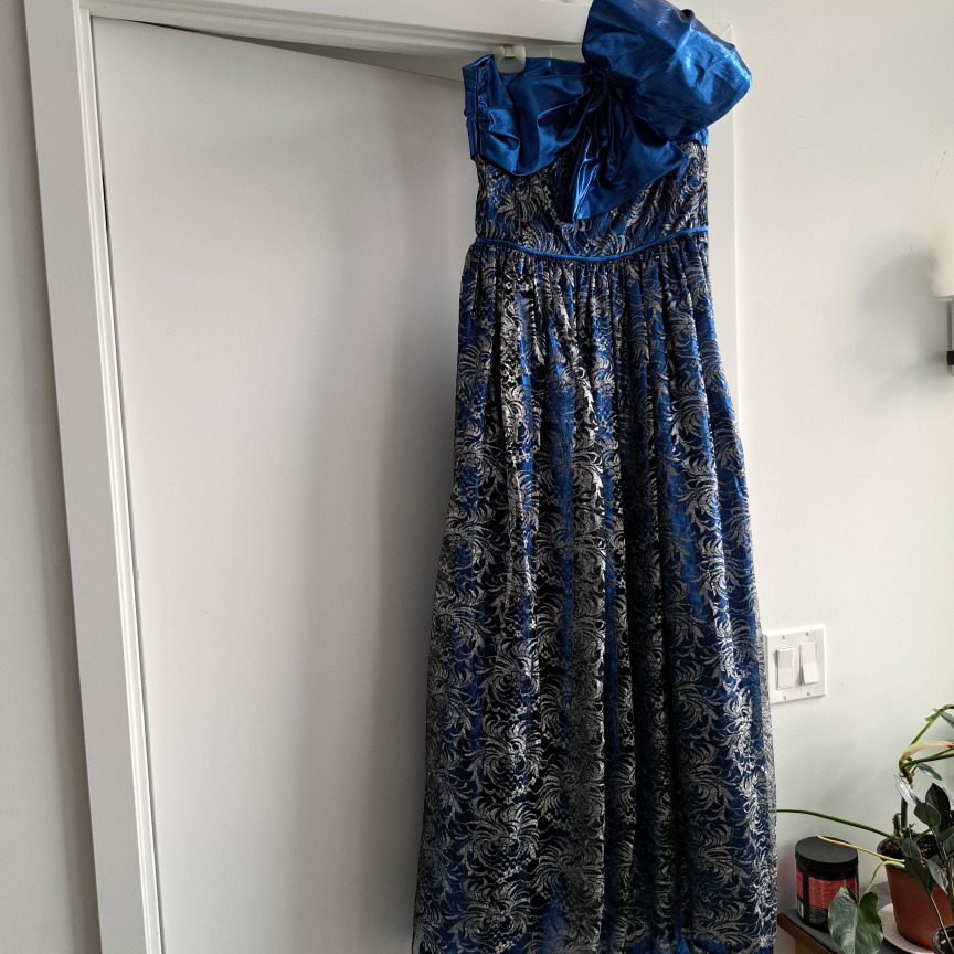 Prom, Formal Dress, royal blue with silver lace overlay - photo 4