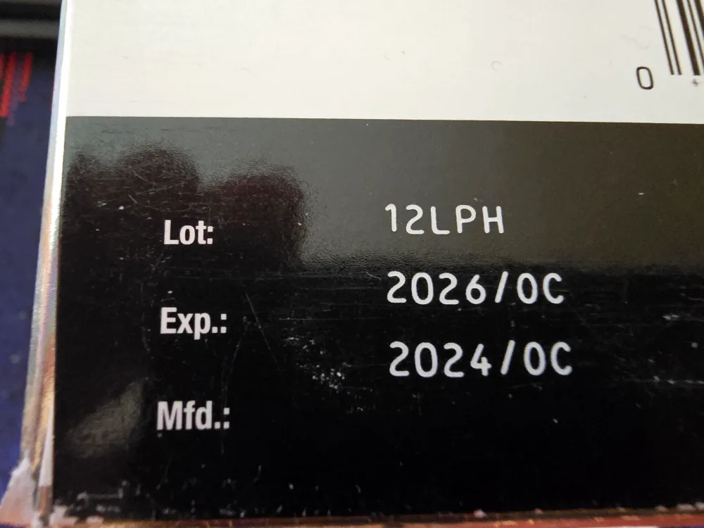 Clear Care Plus Contact Lens Solution Twin Pack image indicator(2)