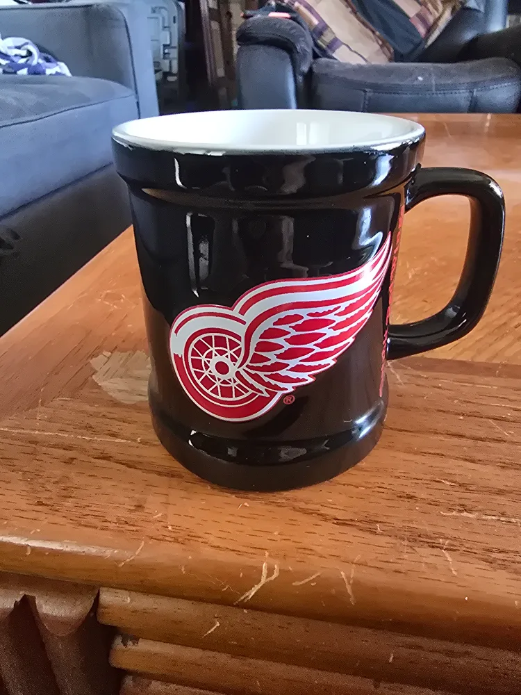 Detroit Red Wings Mug thumbnail