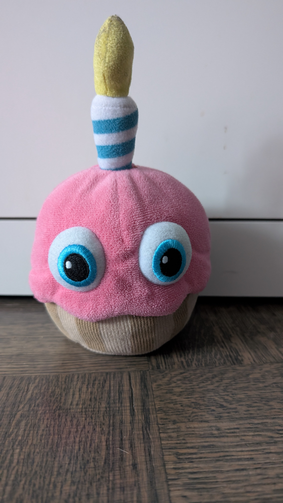 🧁 Funko Cupcake Plush – Five Nights at Freddy’s 2 🧁