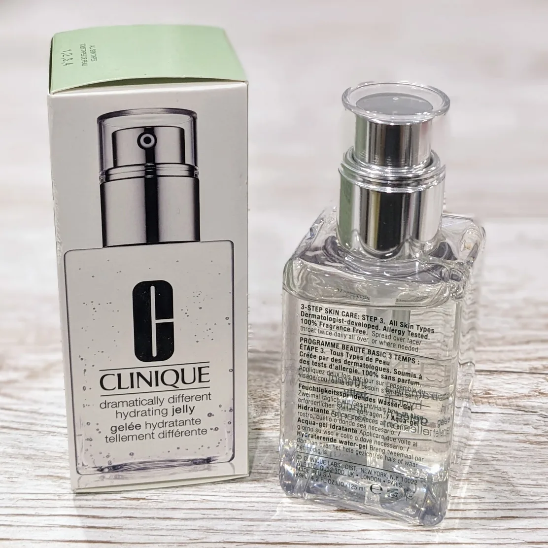 🇨🇦 New CLINIQUE dramatically different hydrating jelly image indicator(2)