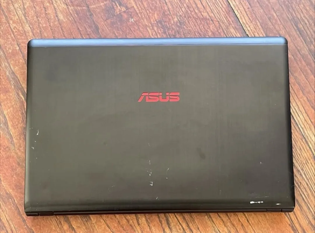 Asus G56JK Gaming Laptop i7 (12GB RAM 500GB HDD) GTX 850M CD DVD image indicator(3)