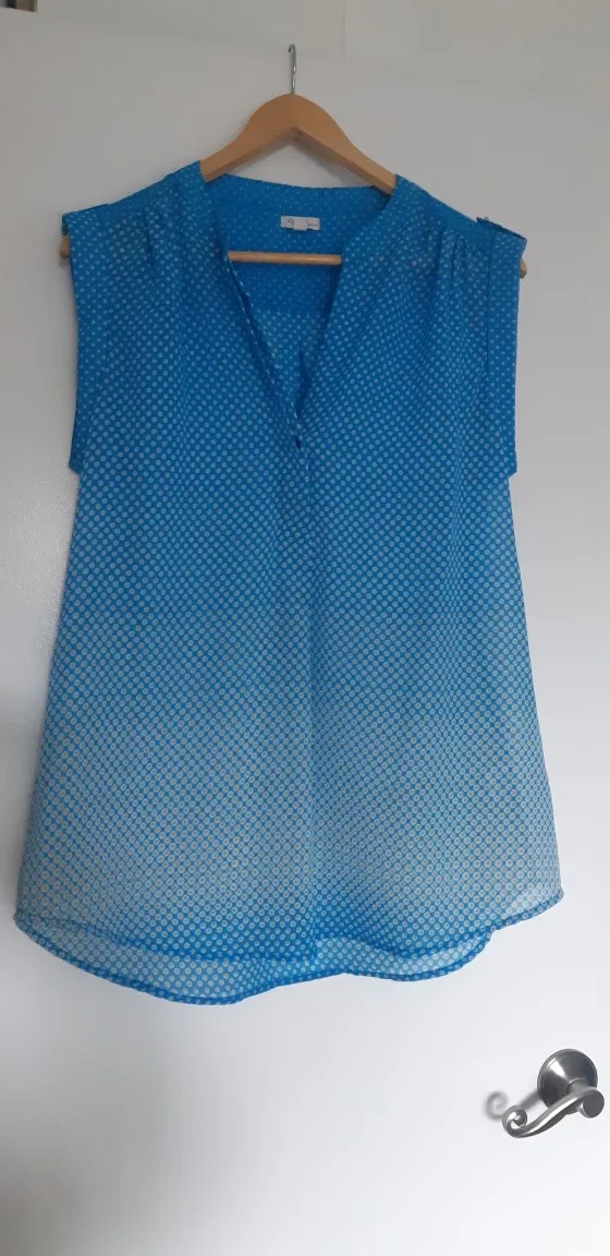 Beautiful Blue Polka Dot Blouse - Size L thumbnail