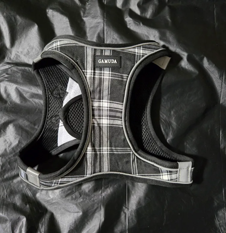 GAMUDA Plaid Pet Harness - Size XL image indicator(3)