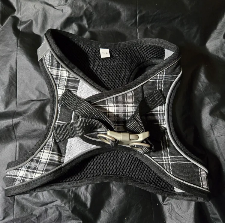 GAMUDA Plaid Pet Harness - Size XL image indicator(4)