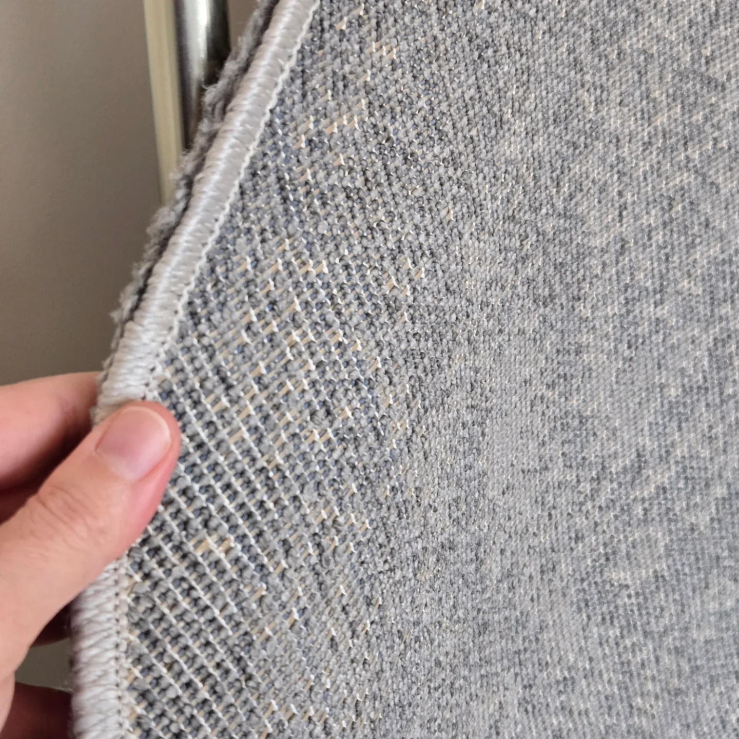 Rug, round, grey, 130cm × 130cm (Ikea - STOENSE) image indicator(4)