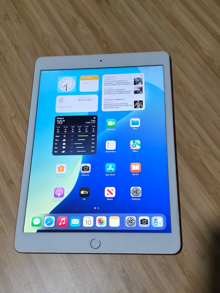 ipad 7th generation 32g thumbnail