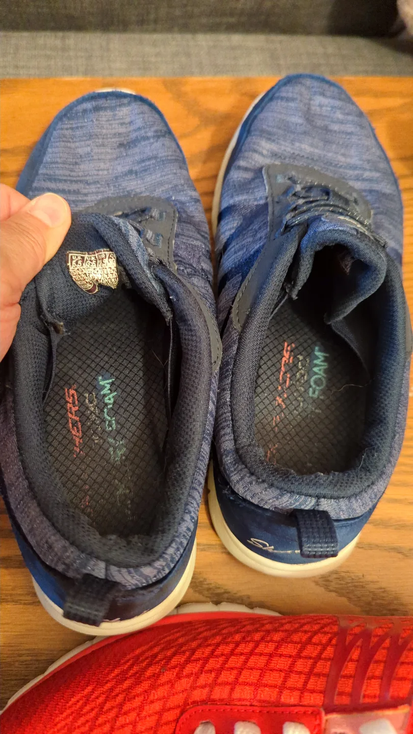 Athletic Shoe Bundle image indicator(2)