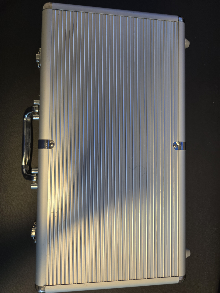 Poker Set with Aluminum Case