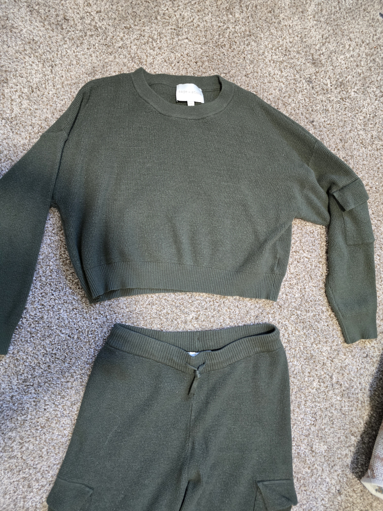 Olive Green Knit Lounge Set - photo 2