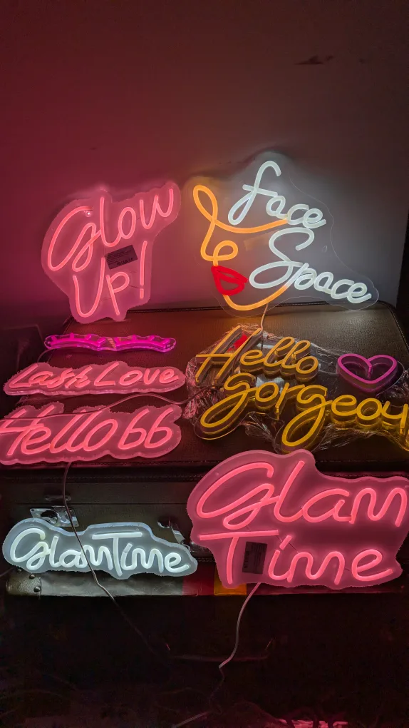 Beauty Salon Shop Room Neon Signs - Assorted Signs thumbnail
