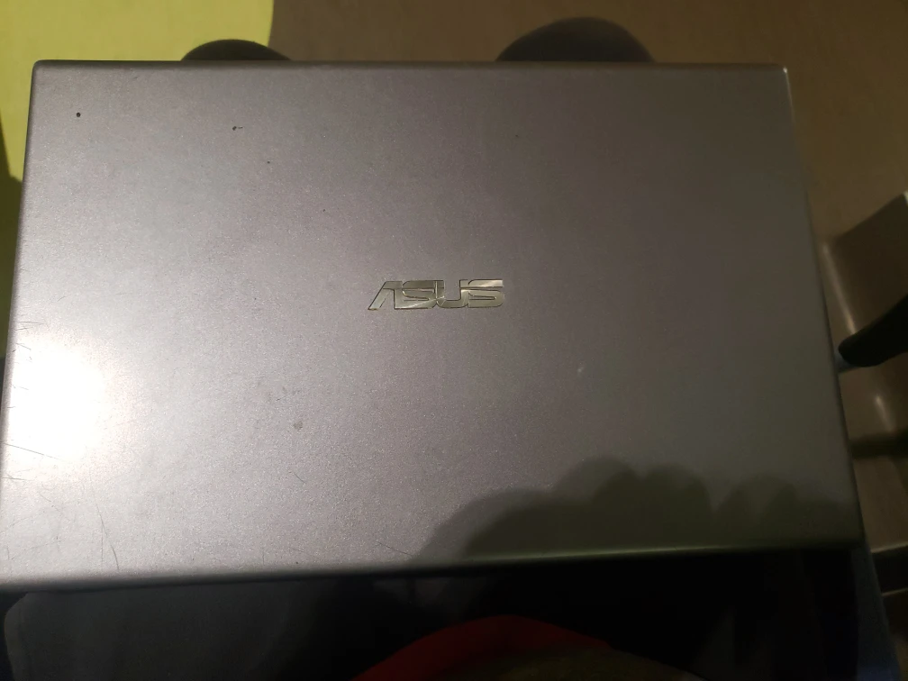 Asus vivobook sonicmaster 15 x512D