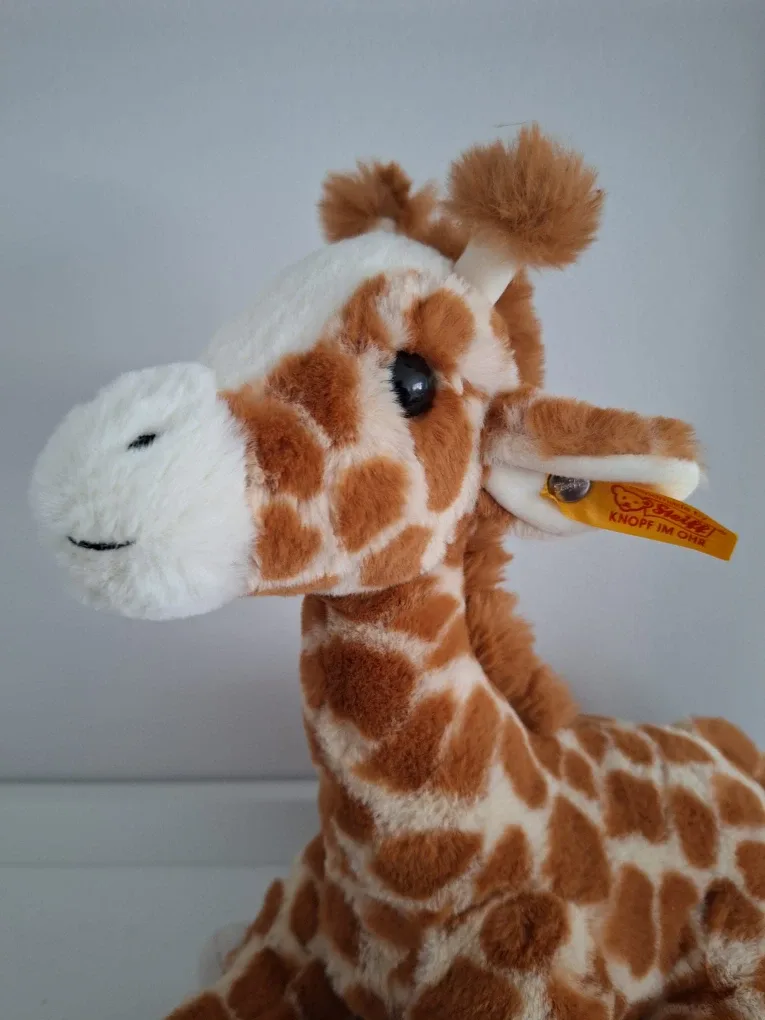 Giraffe Plush Toy image indicator(2)