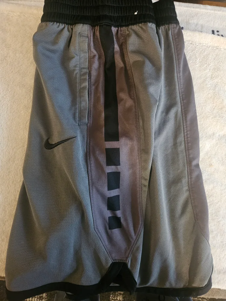 Nike Elite Basketball Shorts - Grey thumbnail