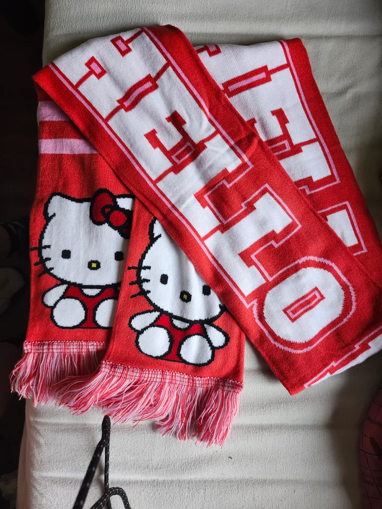Hello Kitty Scarf thumbnail
