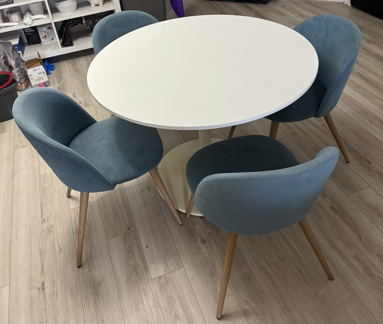 Dining table and 4 chairs