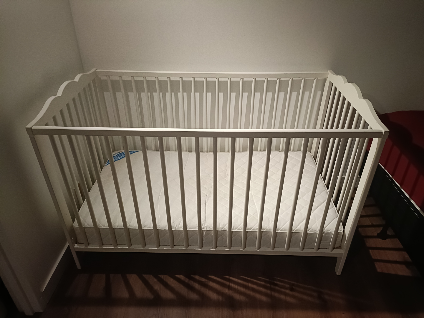 White Baby Crib with Mattress