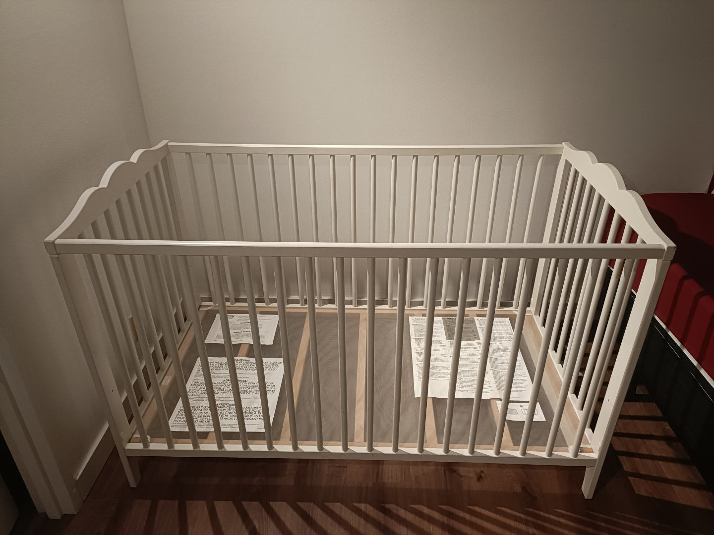 White Baby Crib with Mattress - photo 3