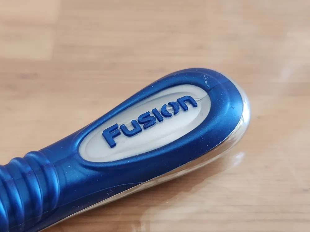 Gillette Fusion Razor image indicator(4)