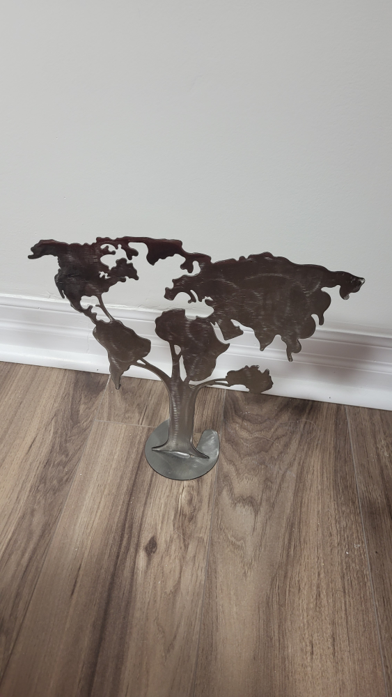 Metal World Map Decor