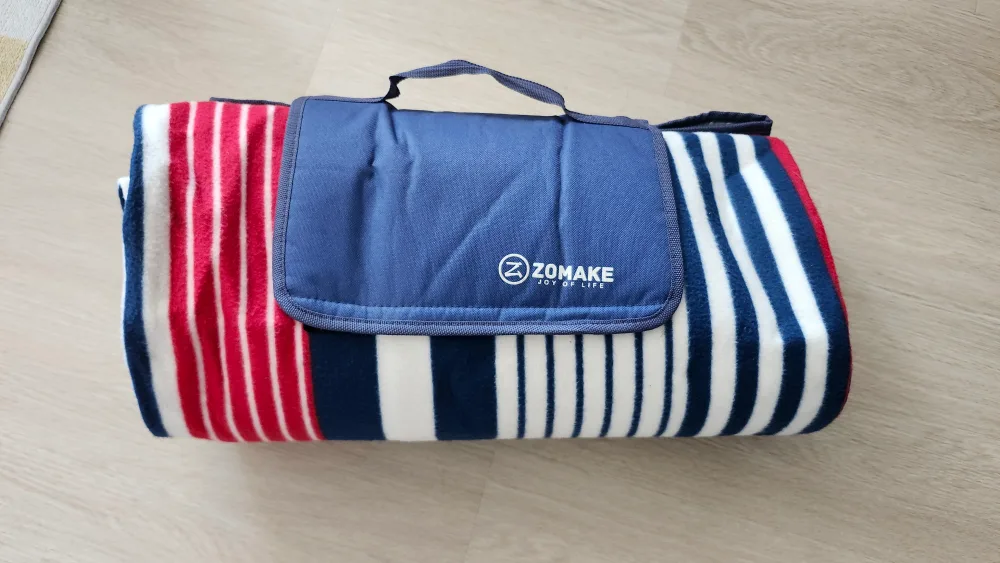 Very large Outdoor Picnic Blanket thumbnail