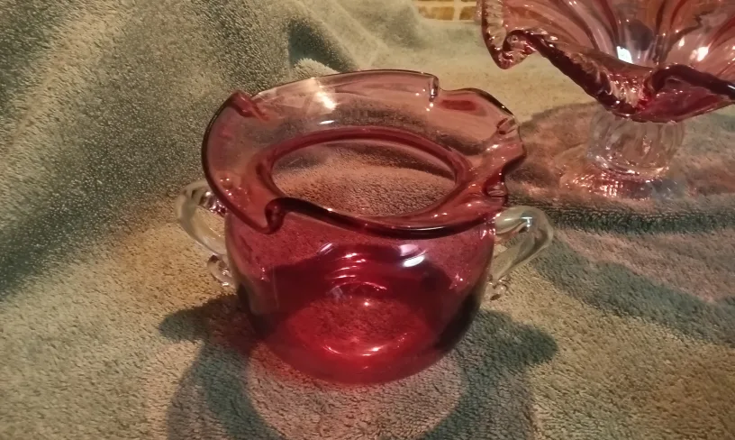 Beautiful 4 Rare Find Pieces Fenton Cranberry Glass  Pieces image indicator(4)