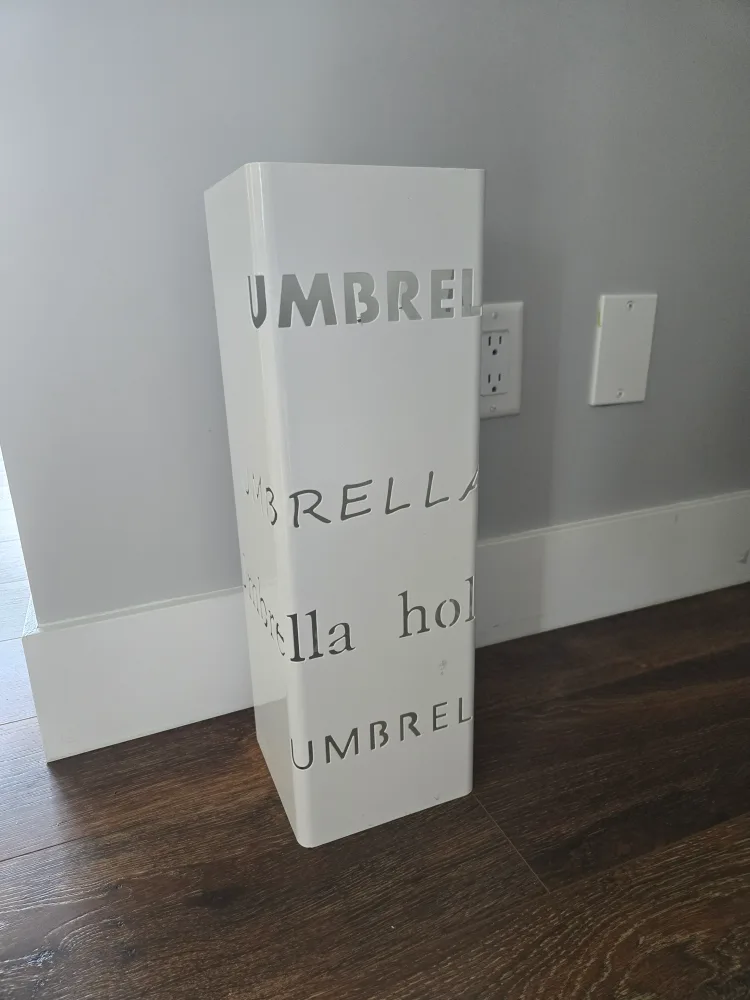 White Umbrella Holder 🥕