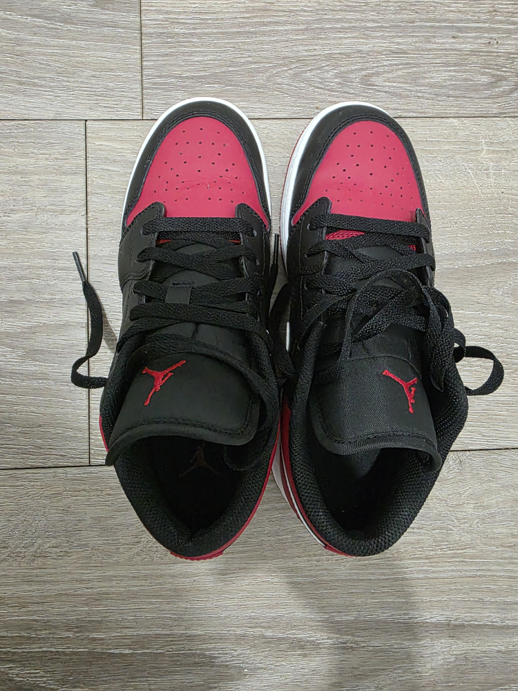 Air Jordan 1 Low Red/Black Sneakers