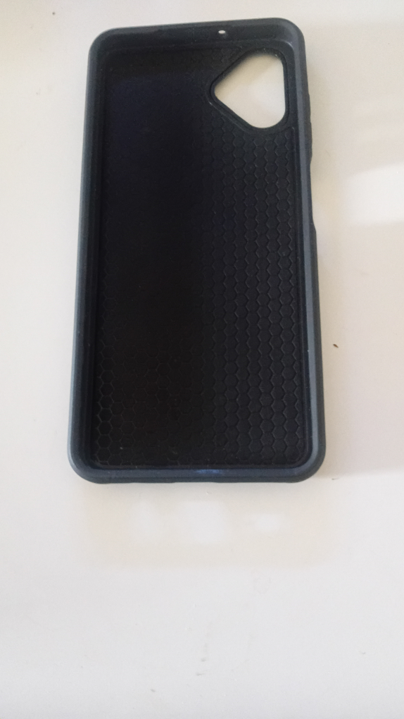 Samsung Galaxy A06  with case and screen Protector🥕 - photo 3
