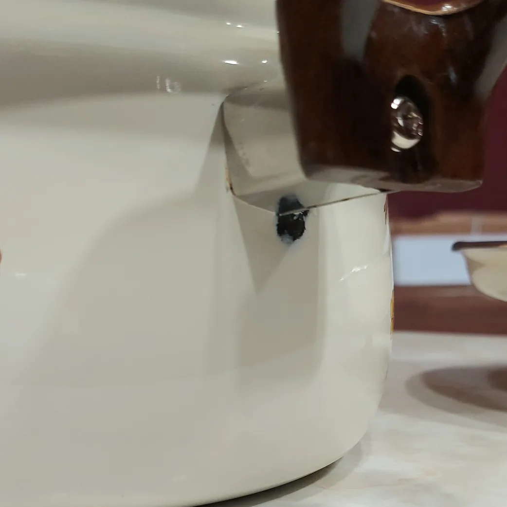 vintage floral enamel cookware pot with lid 🍲 image indicator(7)