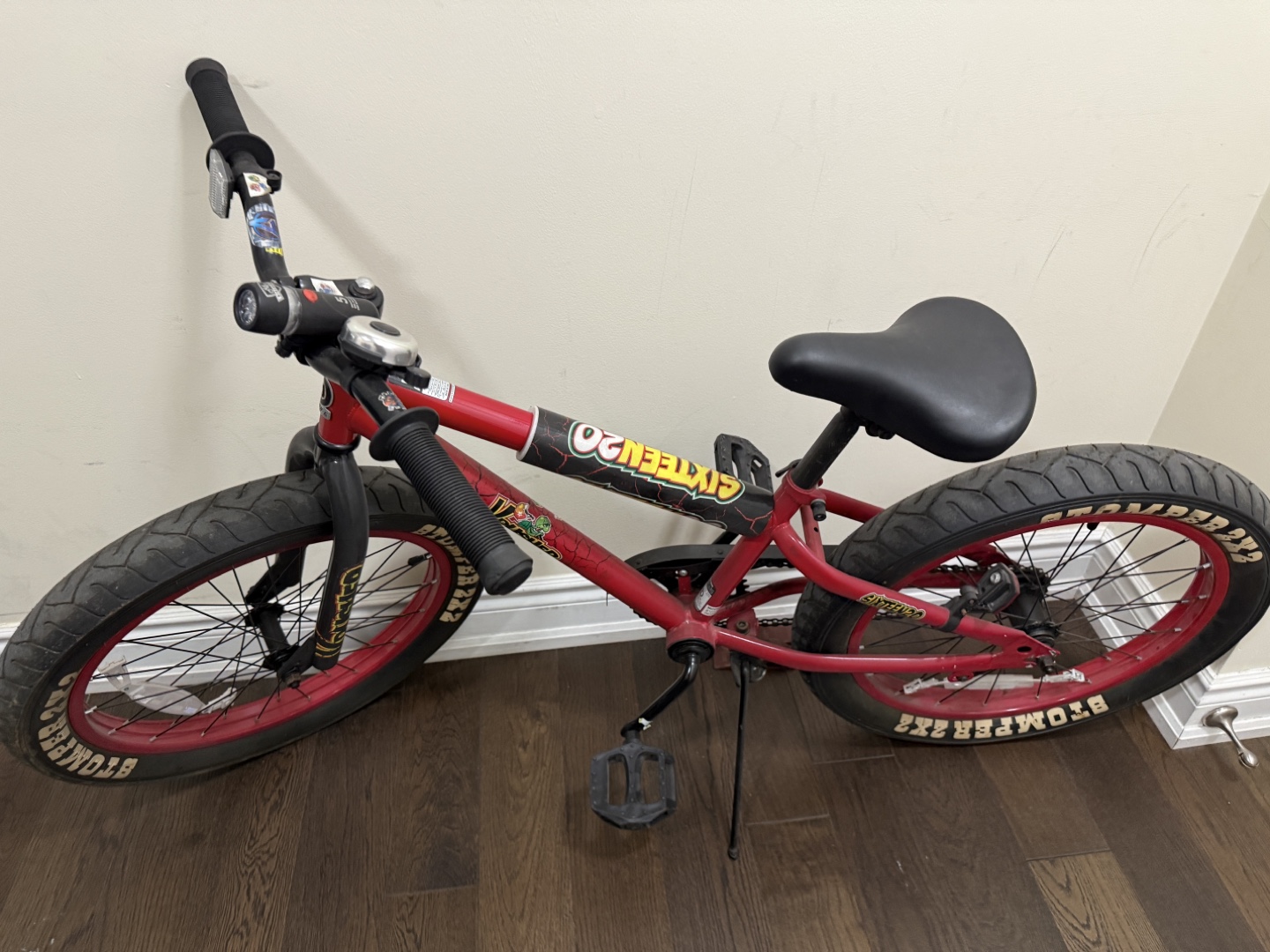 Red Sixteen20 BMX Bike