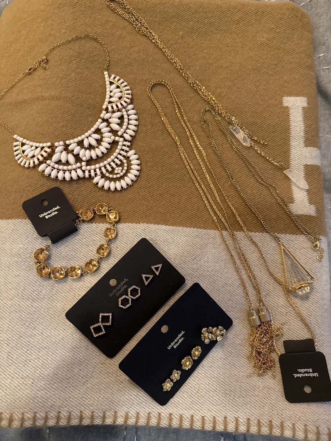 Jewellery bundle thumbnail