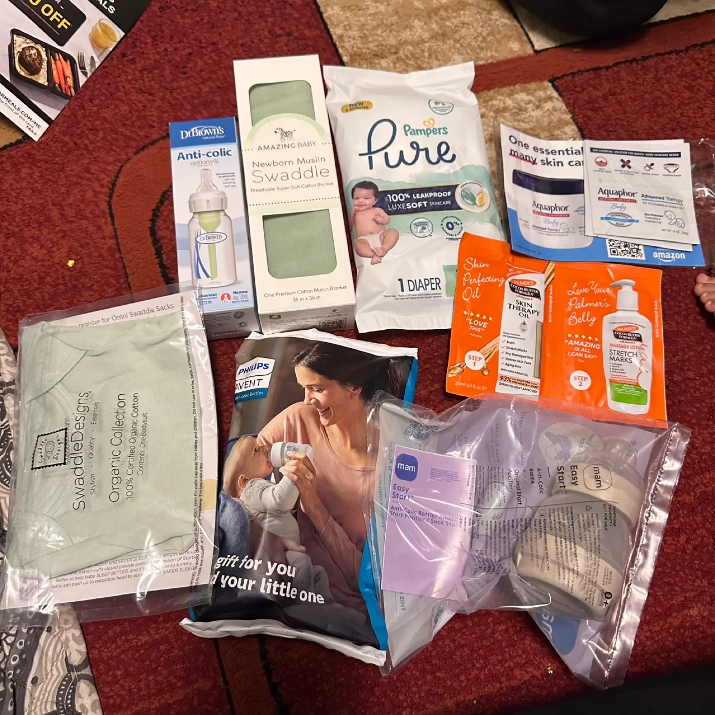 Newborn Baby Essentials Bundle image indicator(2)