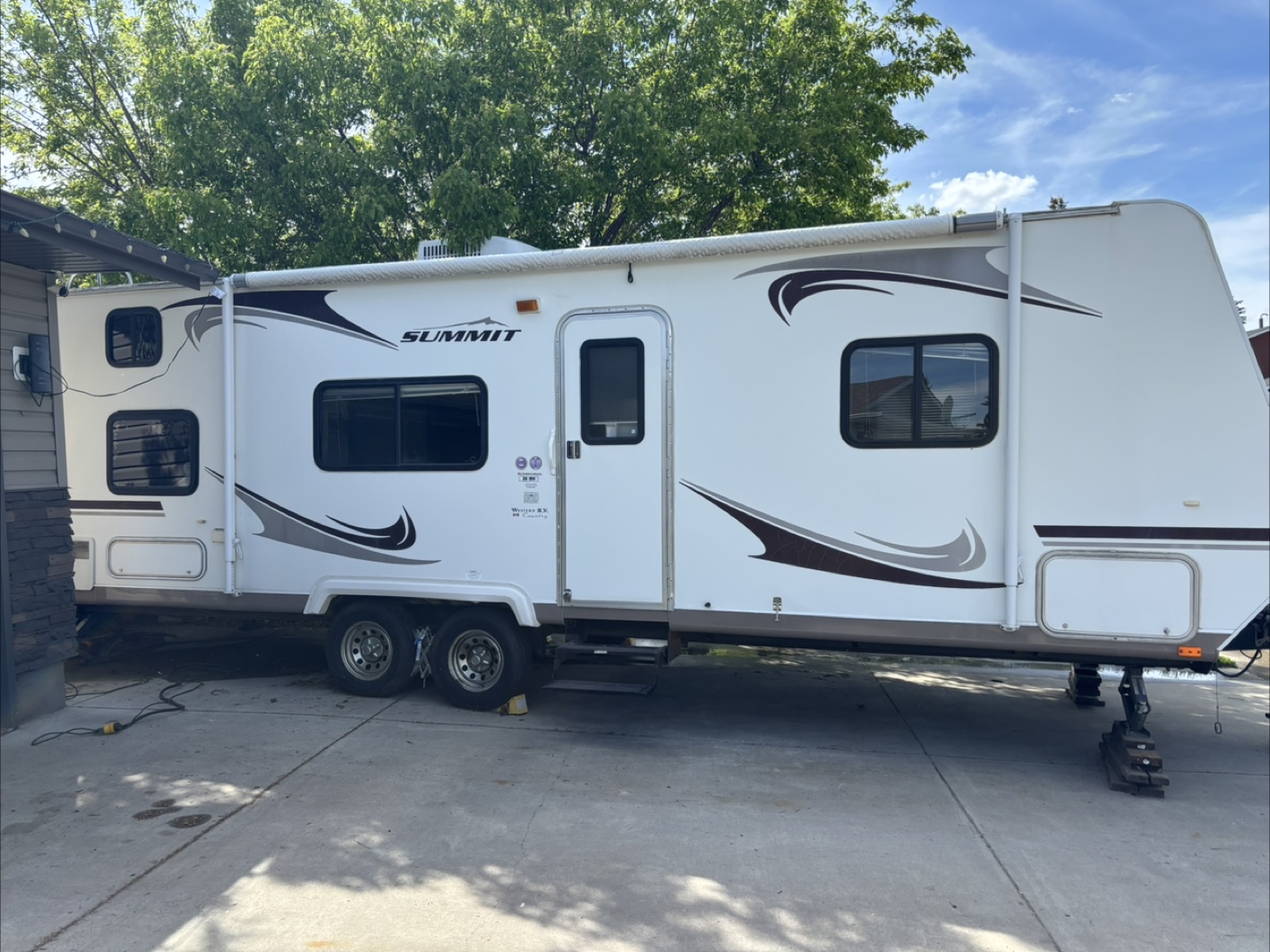 2008 Thor Summit 28BH travel trailer