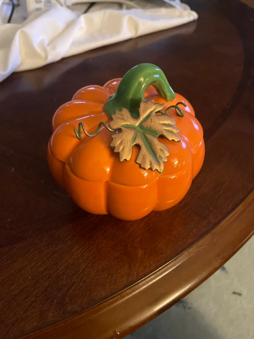 Pumpkin Candle thumbnail
