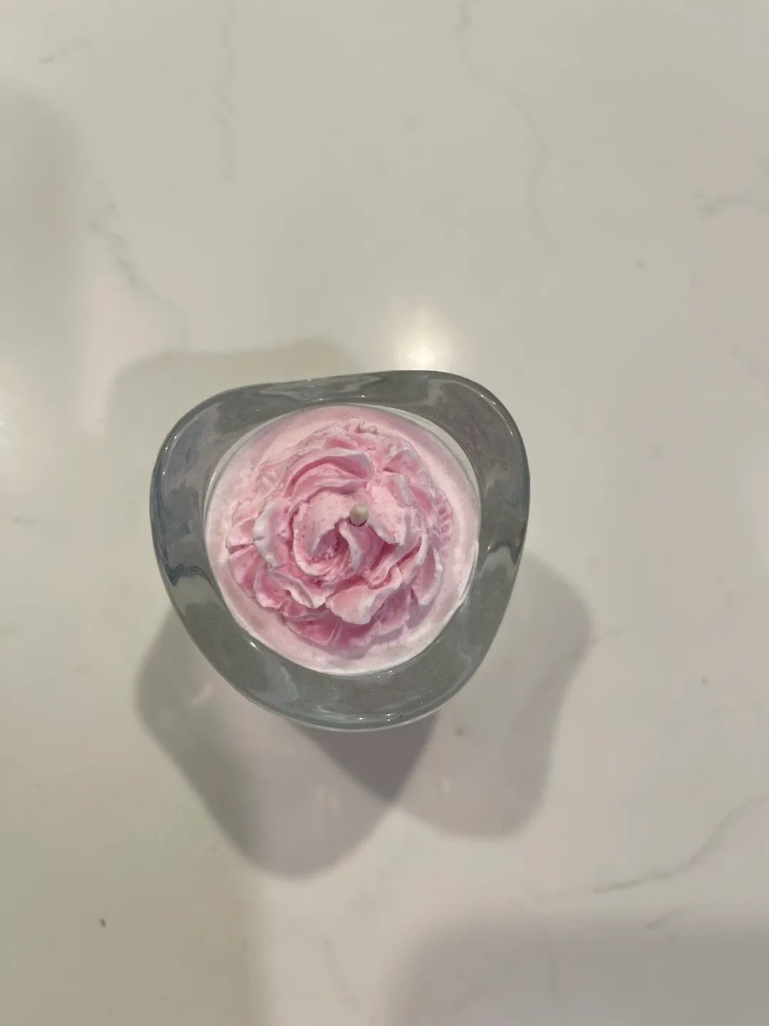 2 Decorative rose essentials oil soy Candles image indicator(5)