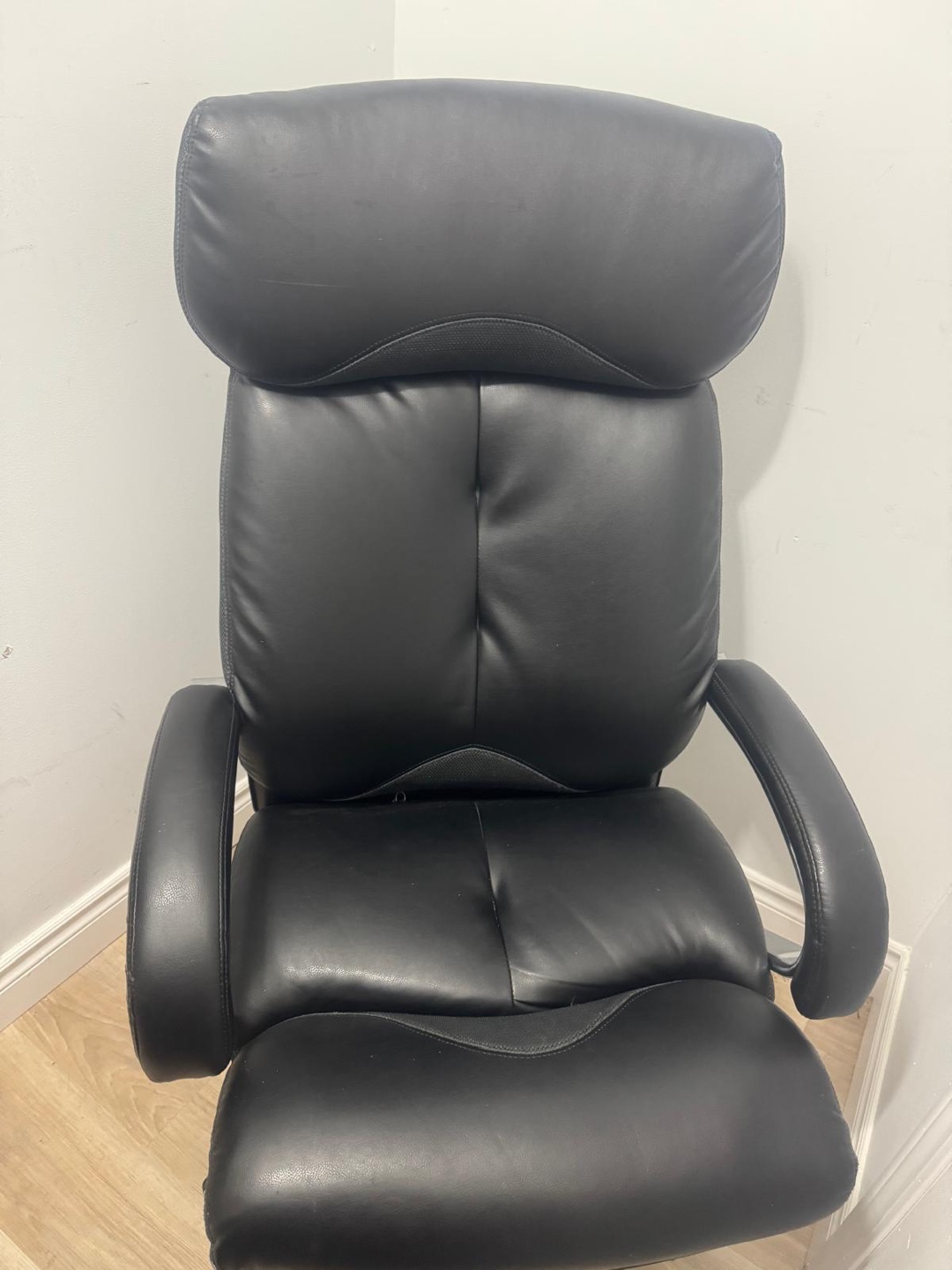 Black Leather Office Chair