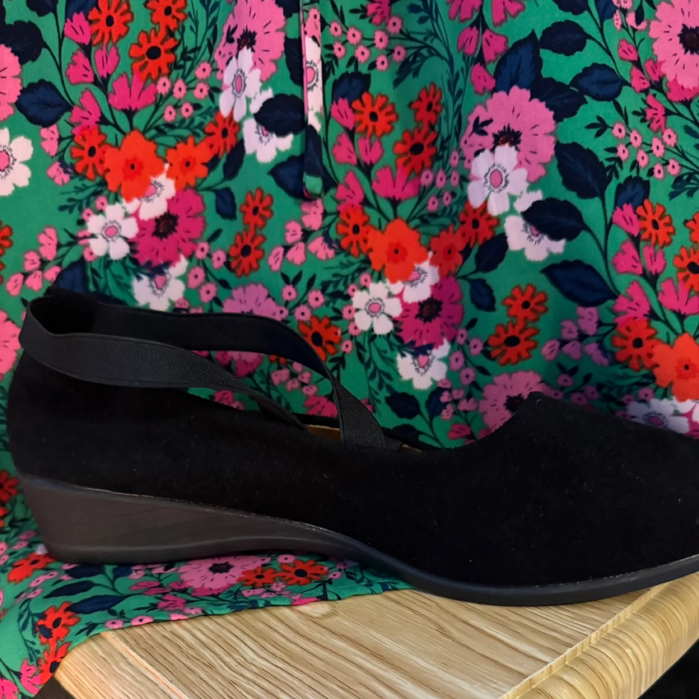 Black Suede Flats image indicator(9)