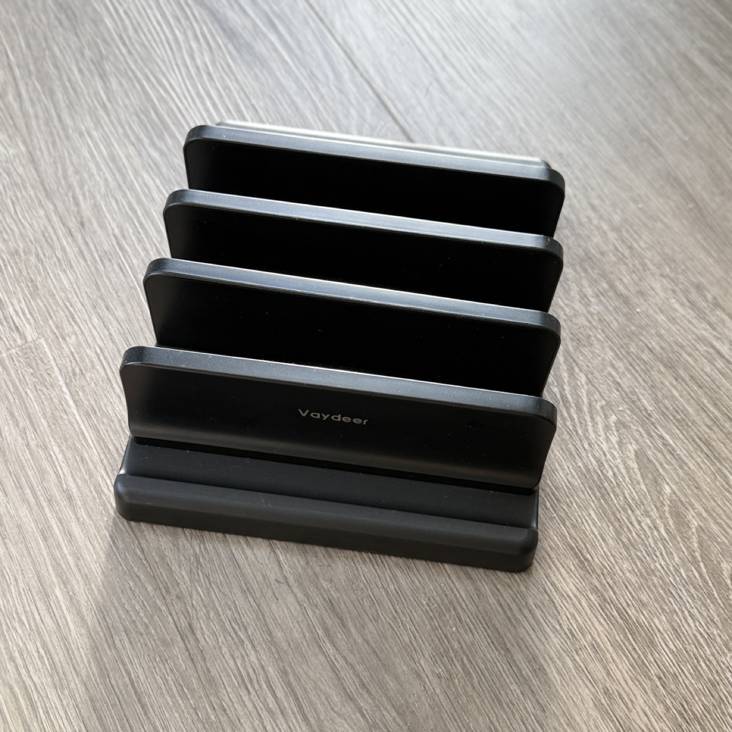 Vaydeer Vertical Laptop Stand