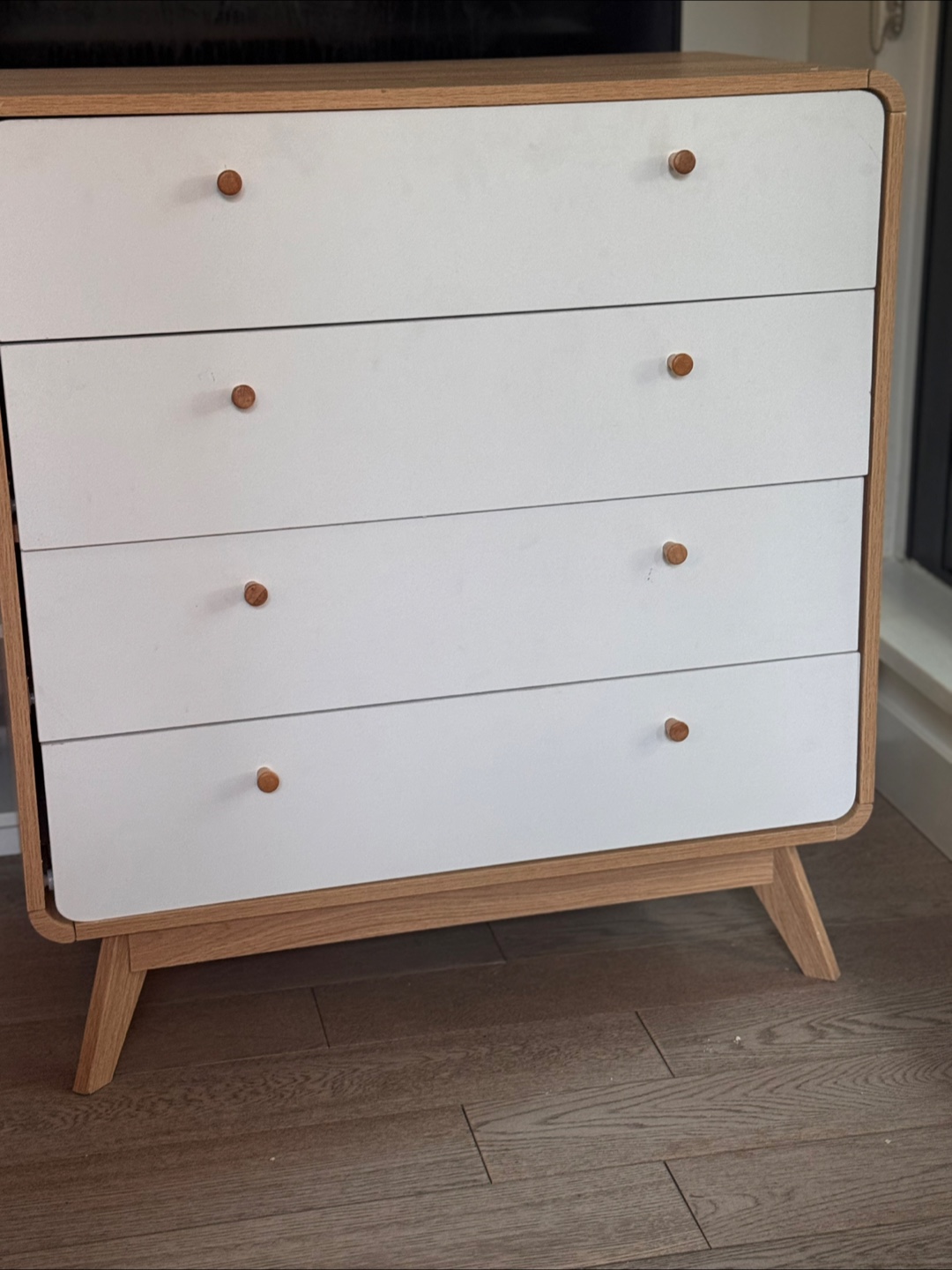 Modern dresser with drawers