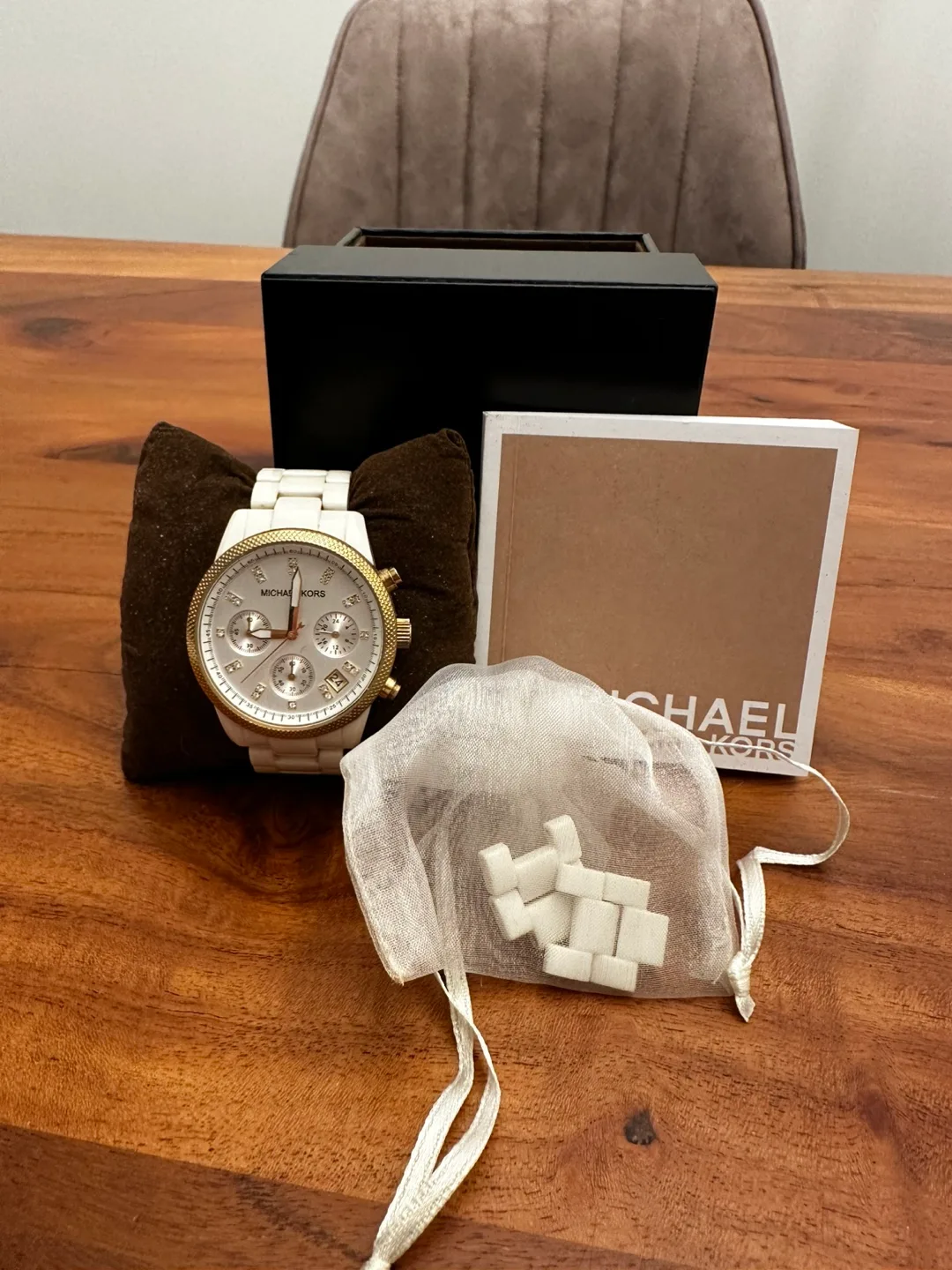 Excellent Condition Michael Kors Watch (MK5189) thumbnail
