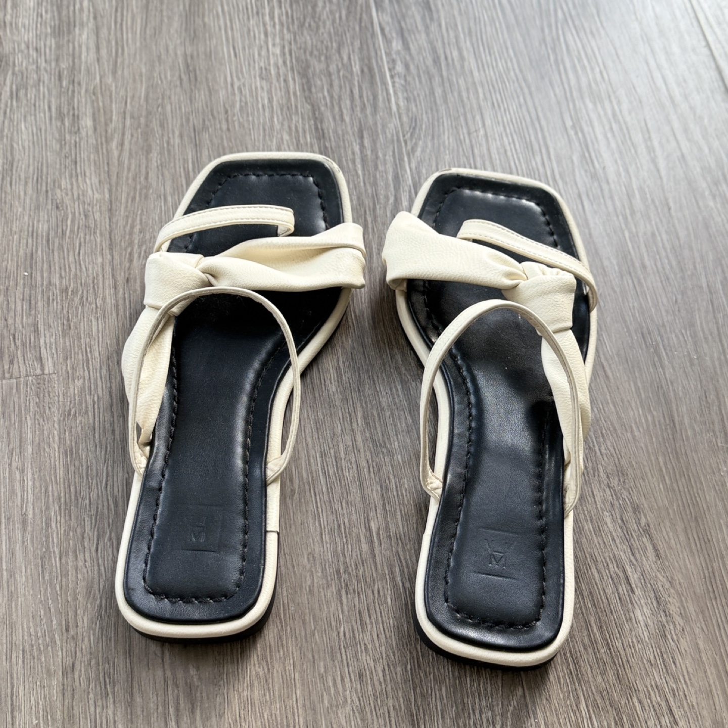 HAY Cream Coloured Sandals 230-235 - photo 2