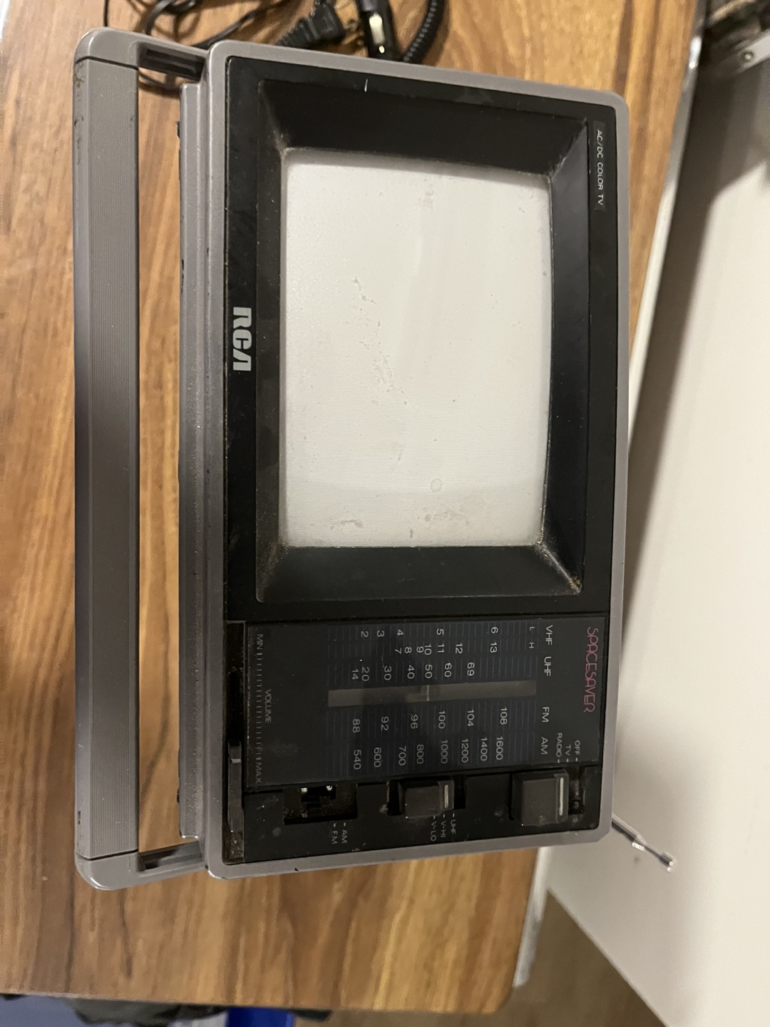 Vintage RCA SpaceSaver Portable TV/Radio