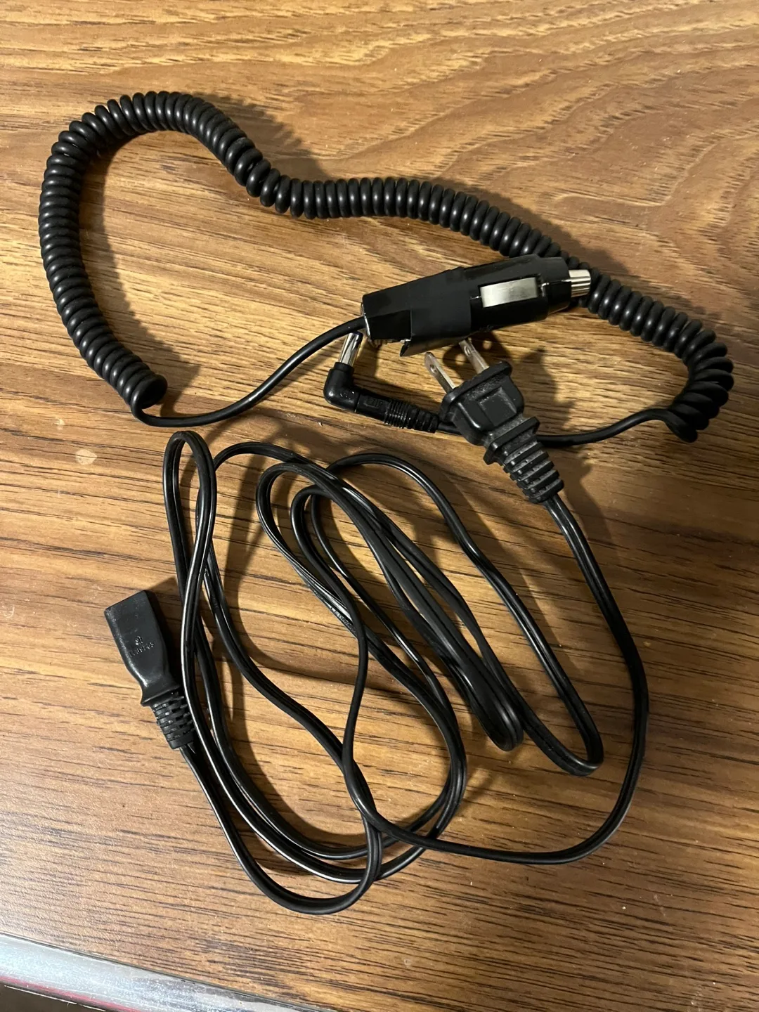 Vintage RCA SpaceSaver Portable TV/Radio image indicator(5)