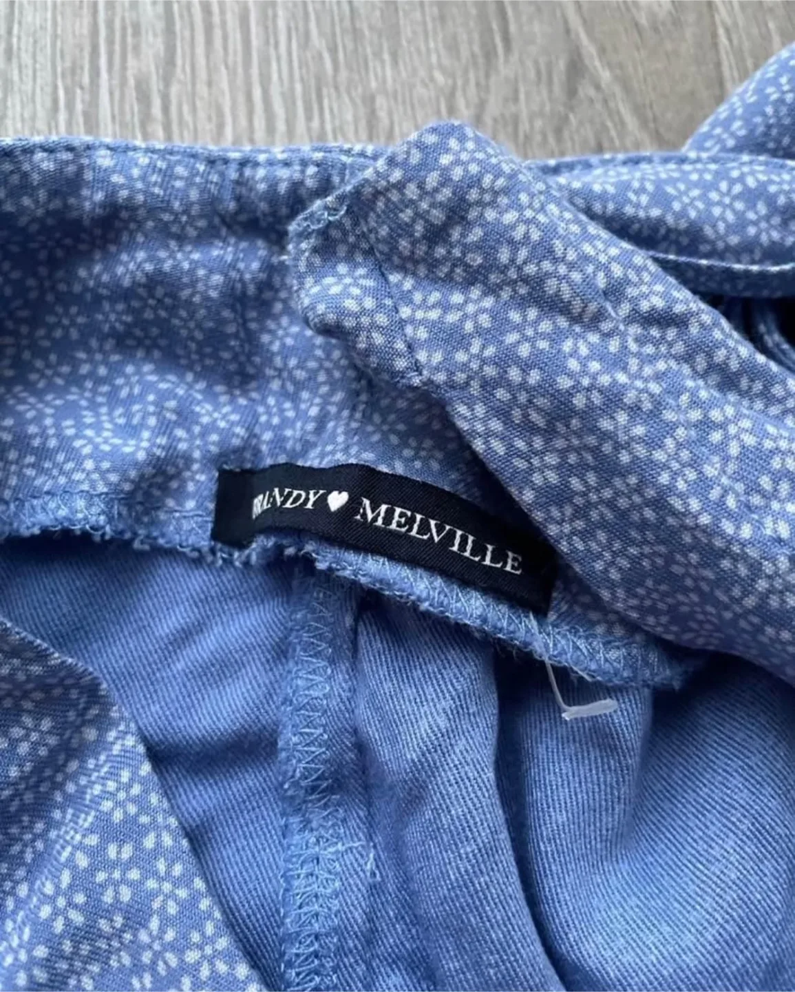 NEW Brandy Melville Floral Skirt image indicator(2)
