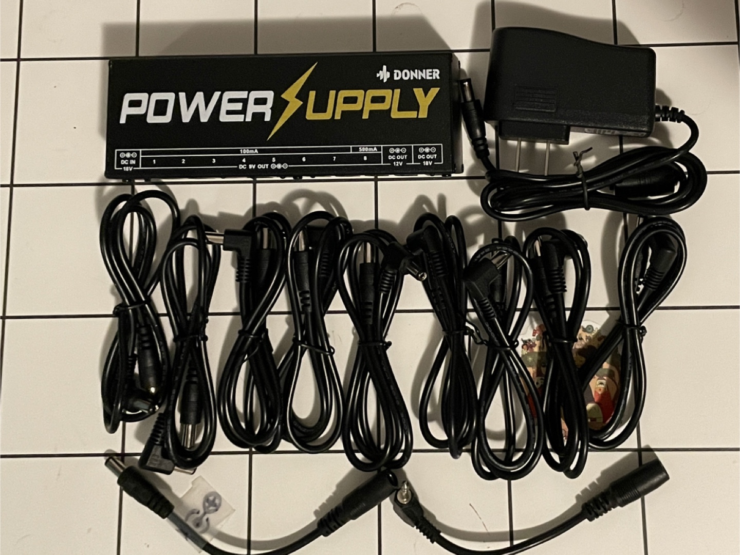 Donner Power Supply for Guitar Pedals